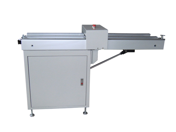 下掀閘門式輸送機HCV-016A